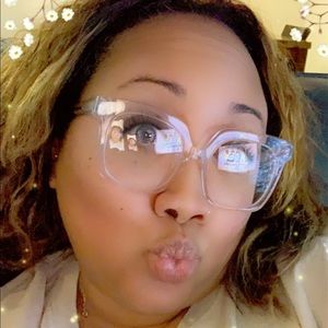 Meet your Posher, Iliana